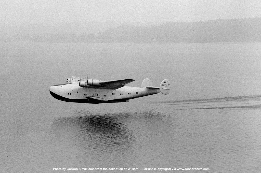 1938_NX18601_twin_tails
