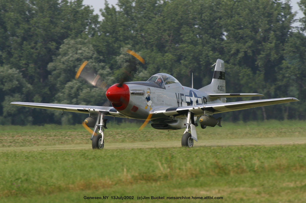 2002_07_13_P-51D_44-74409_NL51RT_Donald_Duck_12