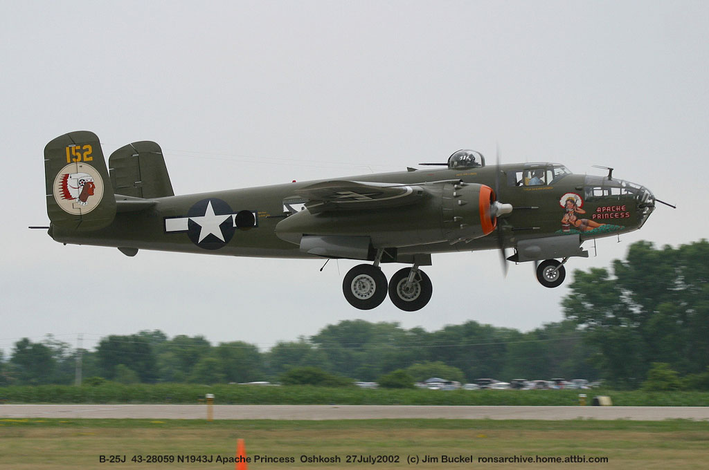 2002_07_27_B-25J_43-28059_N1943J_ApachePrincess