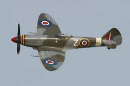 2002_07_26_Spitfire_XVIII_TP280_N280TP