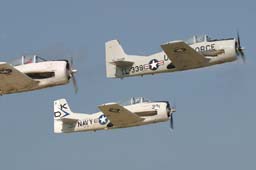 2002_07_26_T-28s_TL-339_and_301_and_T-28B_140047_NX5443U